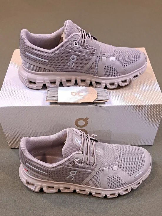 On Cloud 6 - Color: Cinder/Fog - Size: Women 5 - Picture 1 of 9